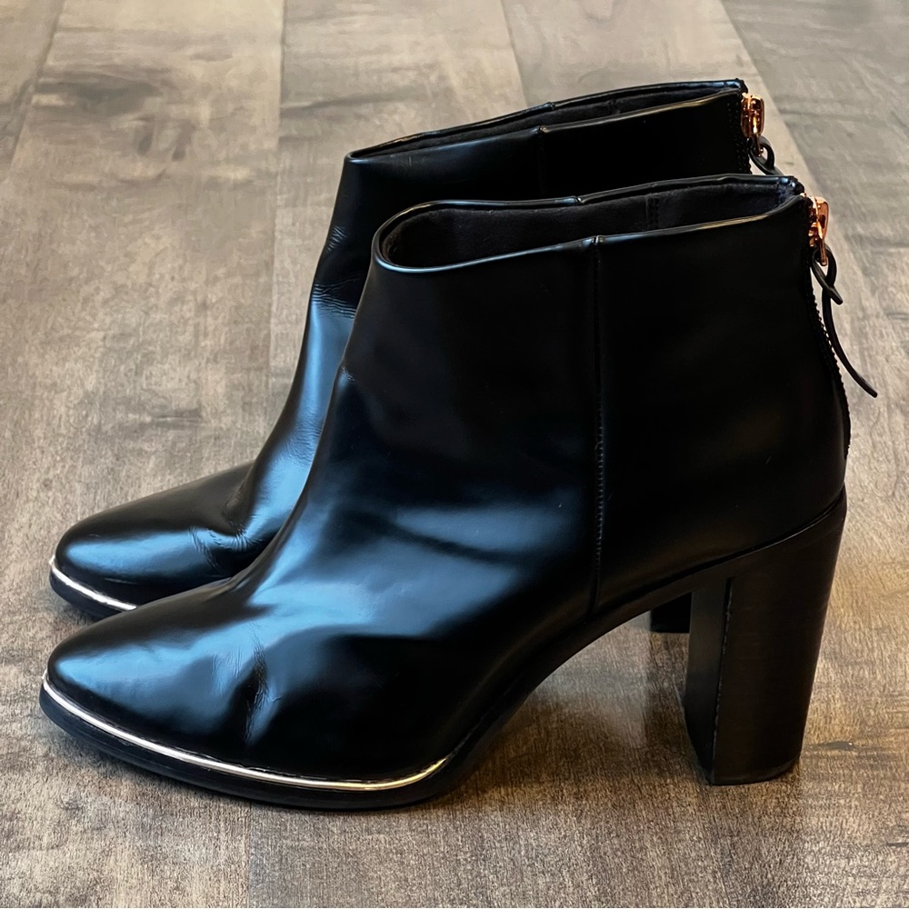 Ted Baker London Womens Vaully Leather Black Ankle Boots Size 8.5 39